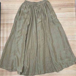 100% Silk Maxi Skirt; Giada Forte; One-Size; Olive green